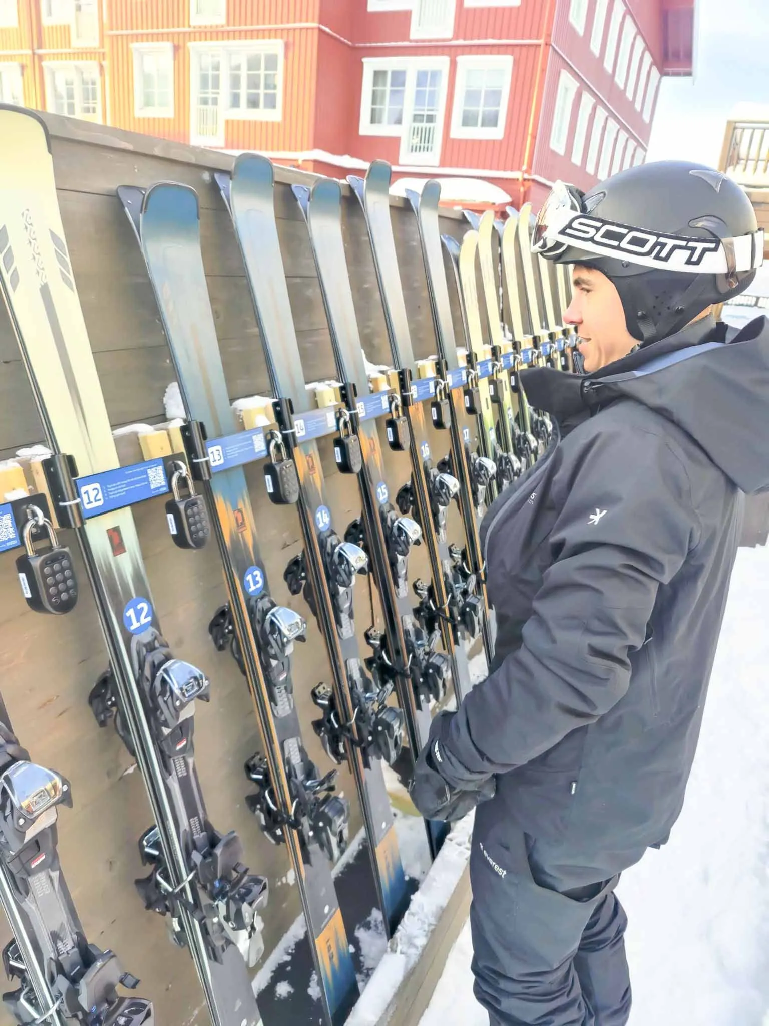 self-service ski rental concept NMB Rent