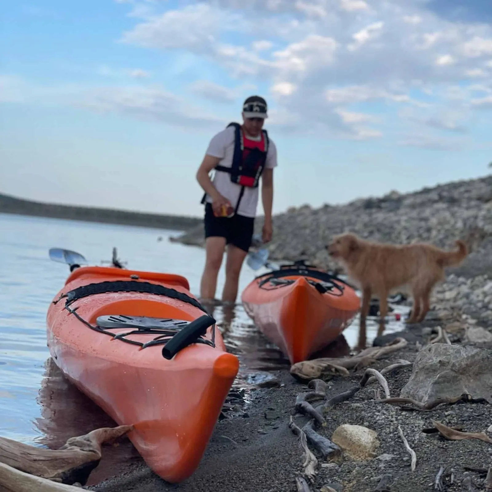 Mobile self-service kayak rental - Kajup